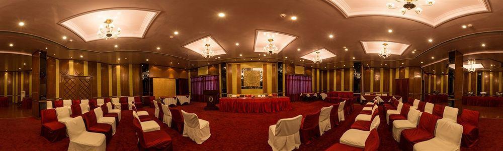 Hotel Jaipur Palace 外观 照片